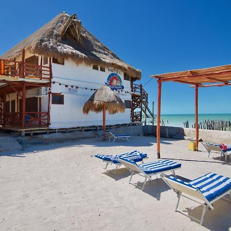 Golden Paradise Beach Hotel Isla Holbox Екстериор снимка