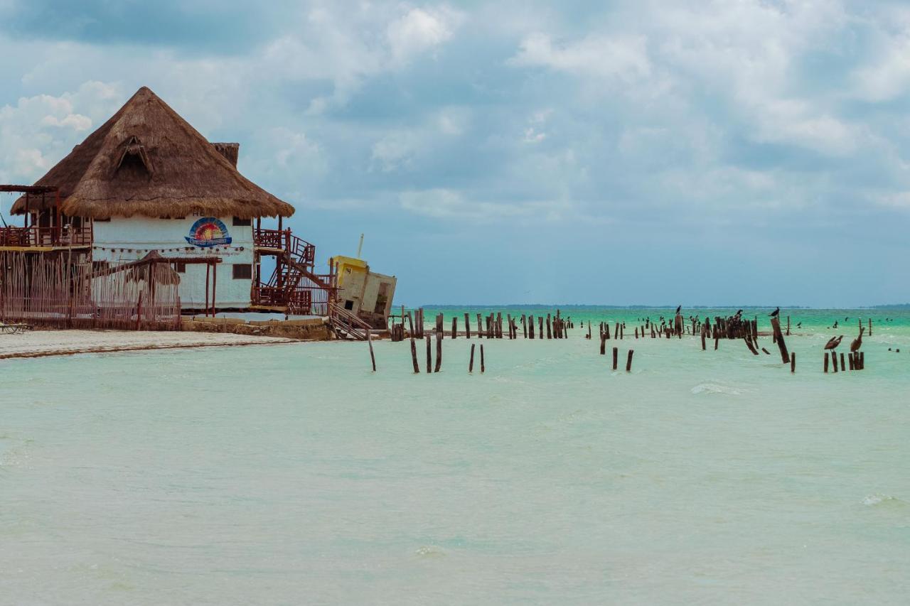 Golden Paradise Beach Hotel Isla Holbox Екстериор снимка