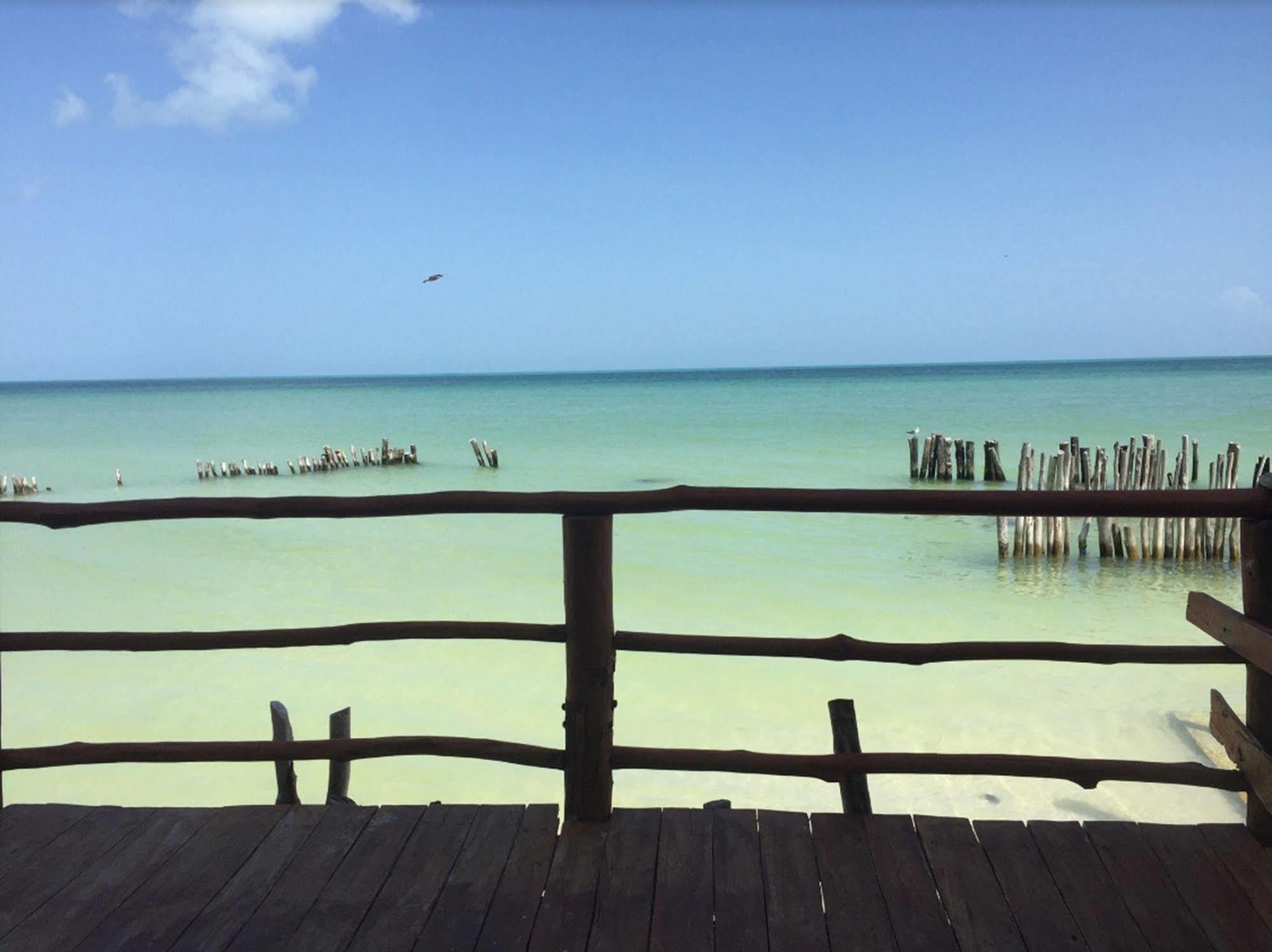 Golden Paradise Beach Hotel Isla Holbox Екстериор снимка