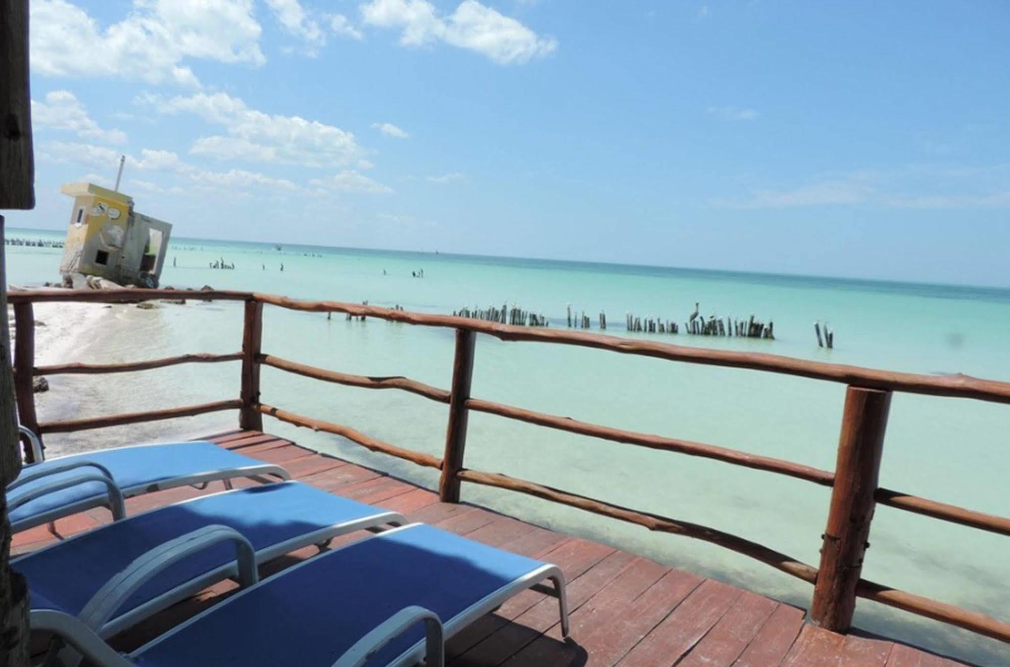 Golden Paradise Beach Hotel Isla Holbox Екстериор снимка