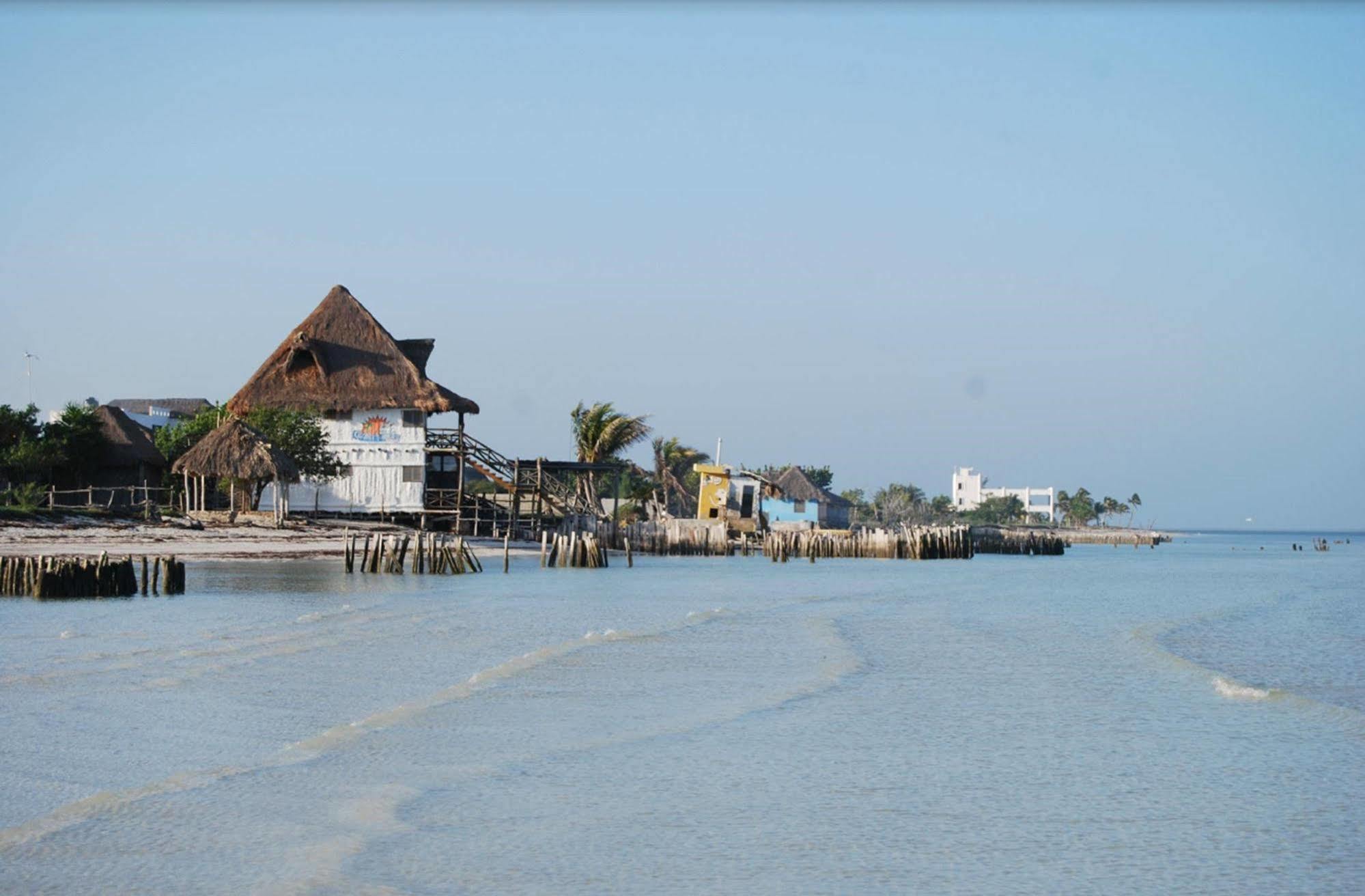 Golden Paradise Beach Hotel Isla Holbox Екстериор снимка