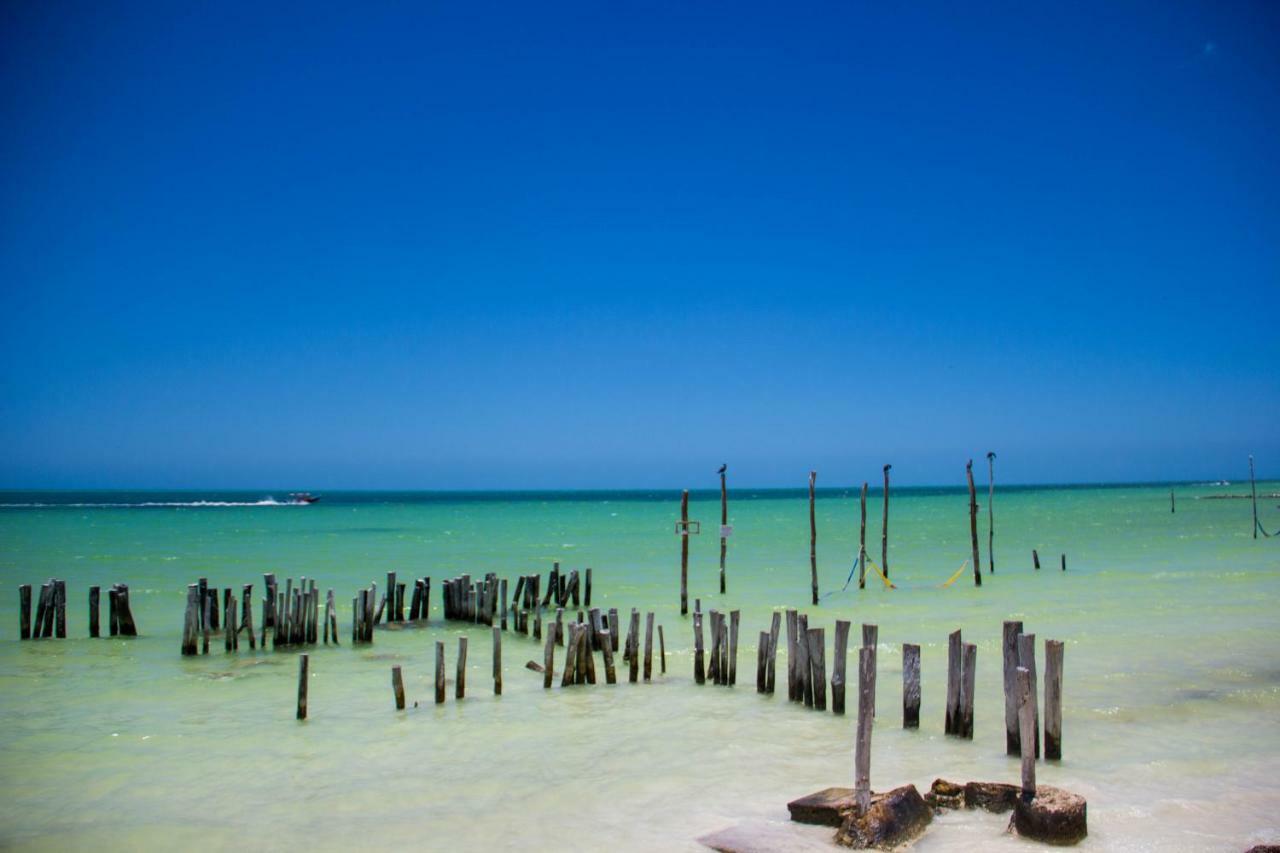 Golden Paradise Beach Hotel Isla Holbox Екстериор снимка